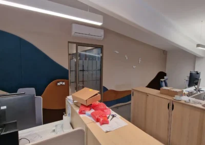 Akustické obklady ve tvaru krajiny a slunce | SMC CZ Brno