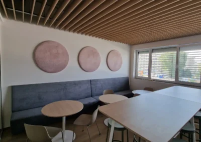 Čalouněné jídelní lavice | Cosmonde Brno